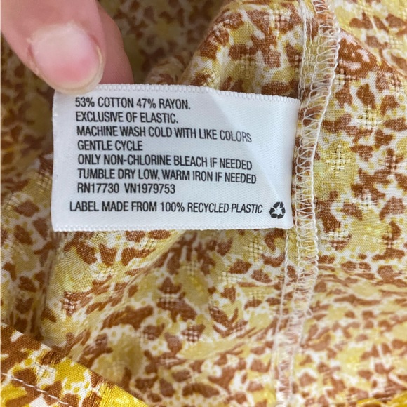 Universal Thread Fall Peasant Bubble‎ Sleeve Floral Top Yellow Orange Small - Picture 7 of 8